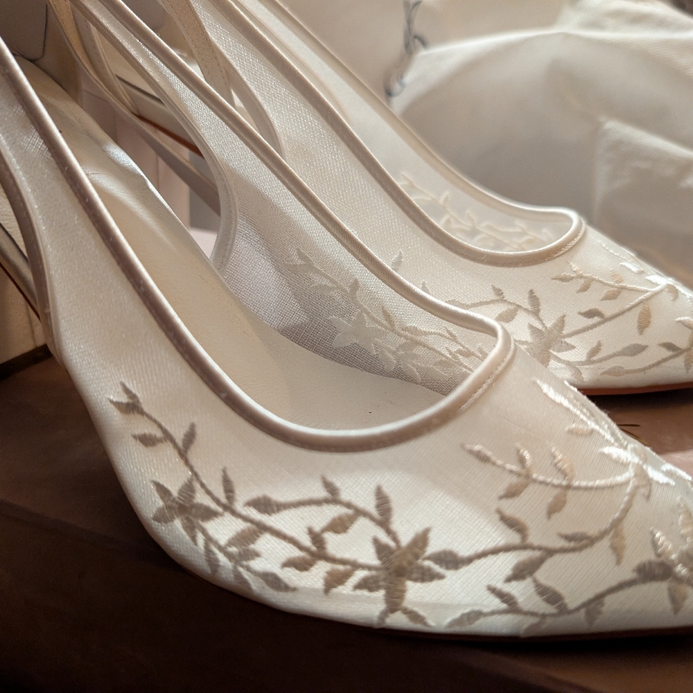 G Westerleigh Tamara Elegant Cream Floral Bridal Shoes